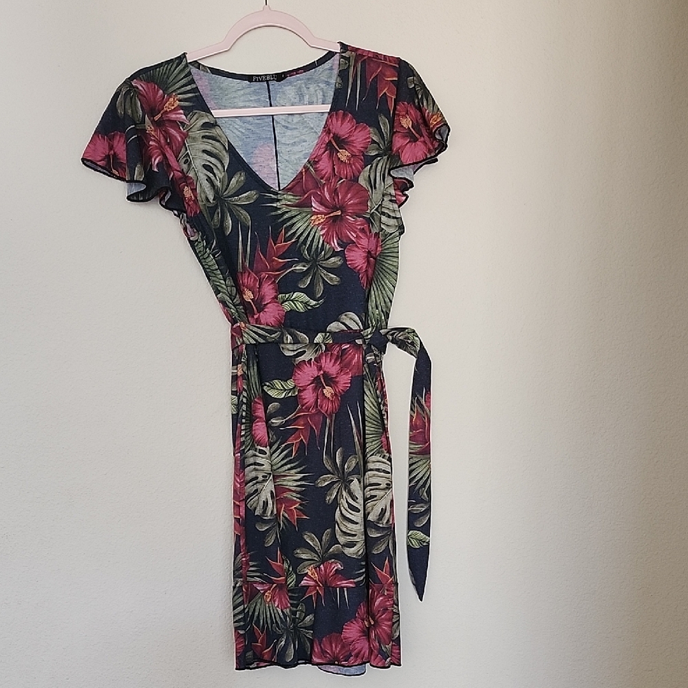 Black and Red Mini Sundress with Flutter Sleeves